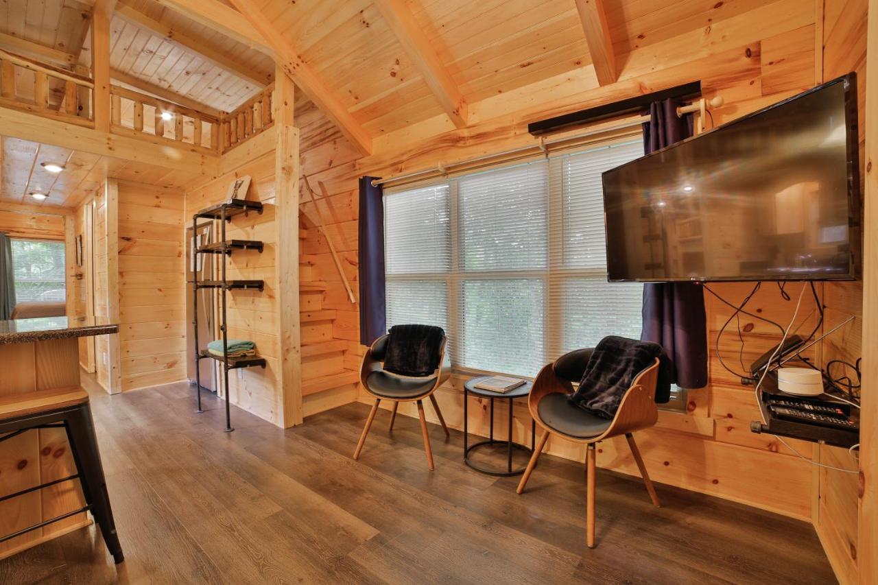 Thomas Cabin Forest Tiny Cabin With Hot Tub Chattanooga Exterior photo